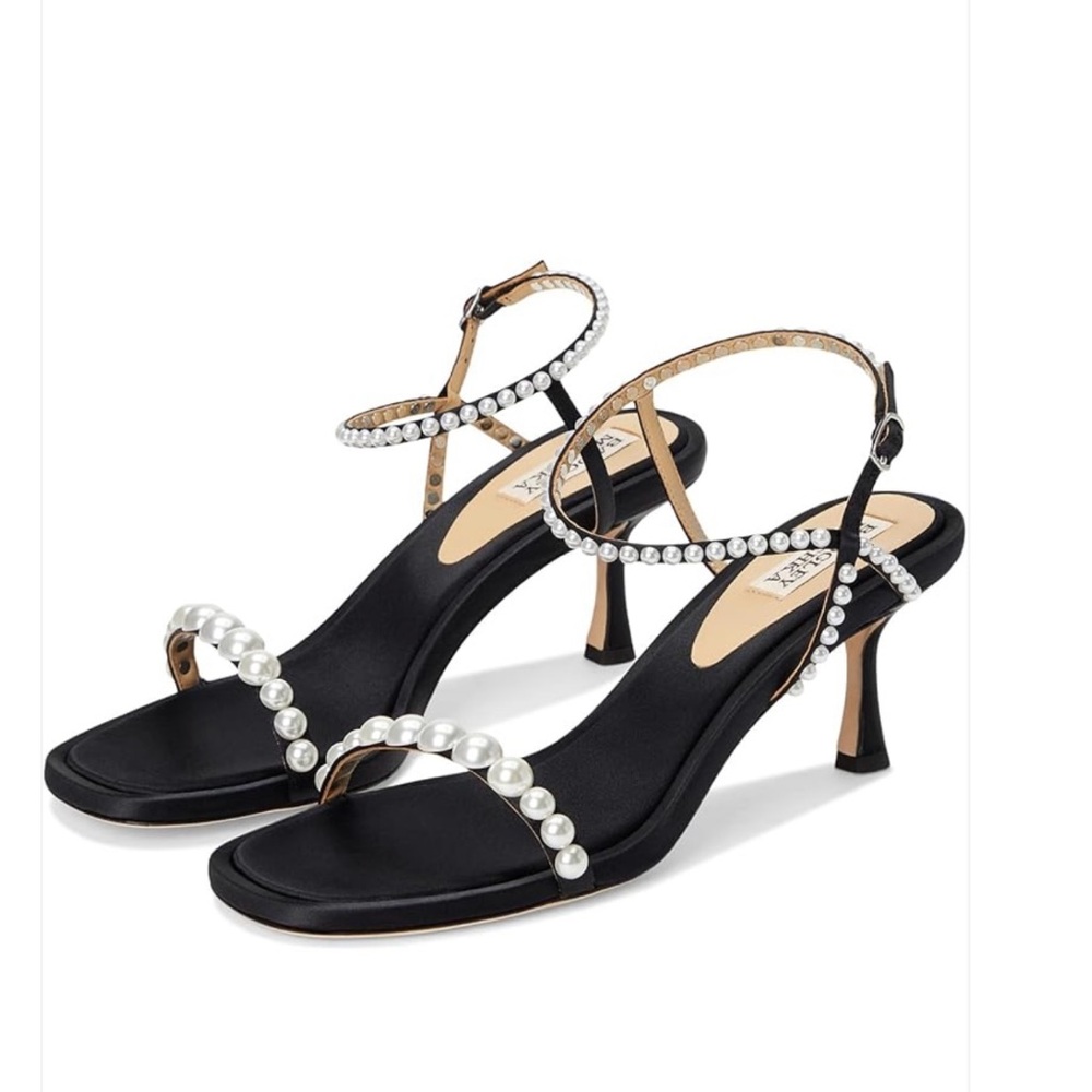 Badgley Mischka
Jolie Satin Pearl Embellished Dress Sandals Black Pearl Heels 8